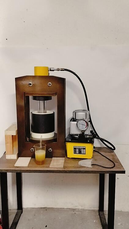 маслопресс 50т