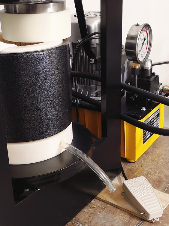 маслопресс 66т